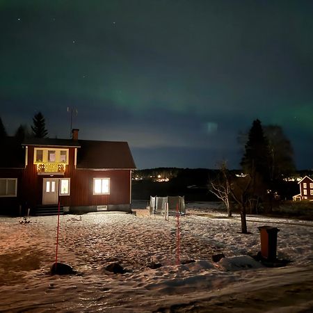 Ett Hus Med 3 Sovrum Med Supersnabba Internet Fiberanslutningen 1000Mb-100Mb I Hoeg, 7 Minuter Fran Hudiksvall Βίλα Εξωτερικό φωτογραφία