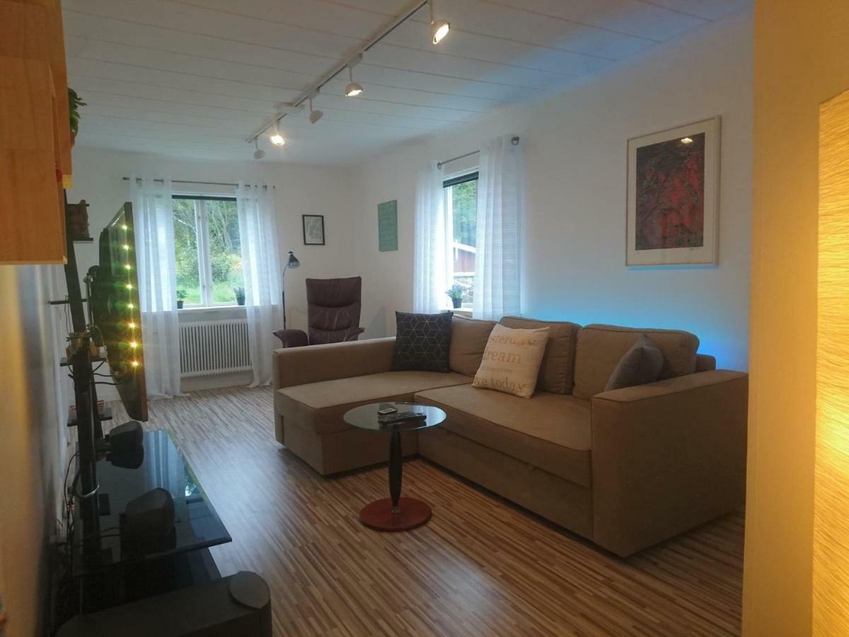 Ett Hus Med 3 Sovrum Med Supersnabba Internet Fiberanslutningen 1000Mb-100Mb I Hoeg, 7 Minuter Fran Hudiksvall Εξωτερικό φωτογραφία